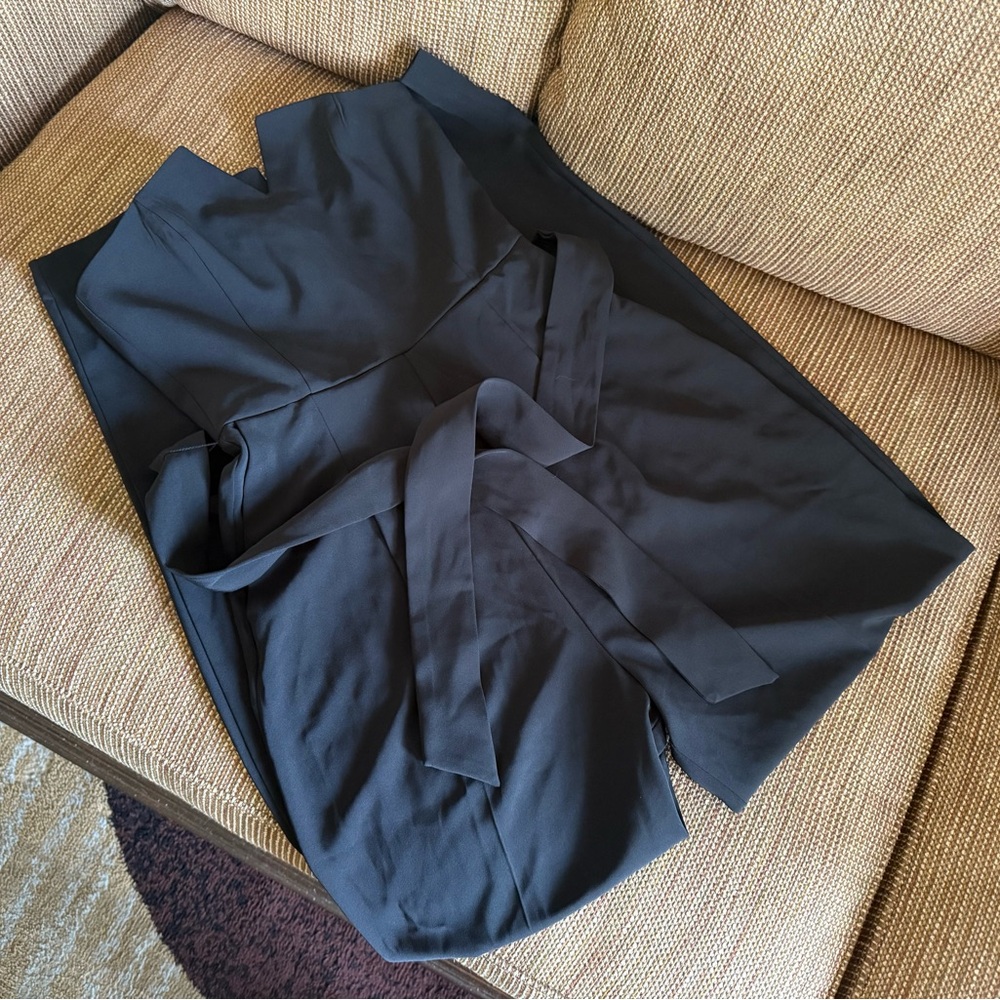 ✅H&M - Black Jumpsuit Dress